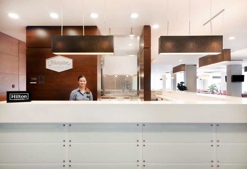 Отель Hampton By Hilton Krakow