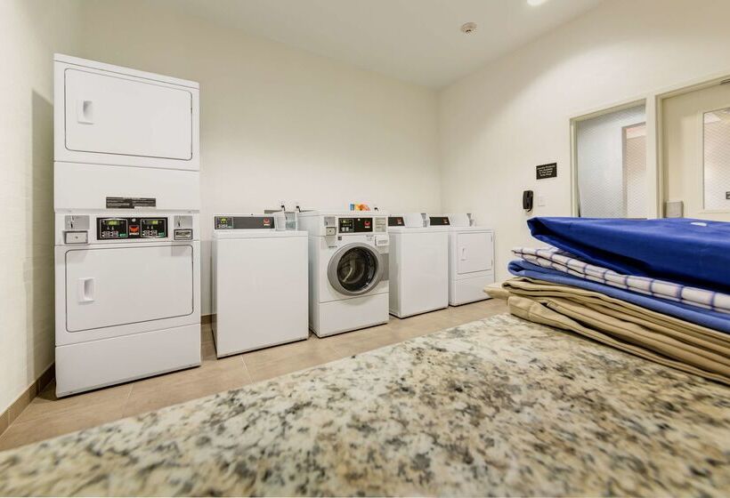 בית מלון כפרי Hampton Inn & Suites Dallas/plano East