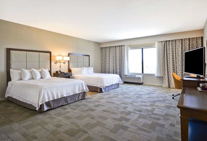 בית מלון כפרי Hampton Inn & Suites Dallas/plano East