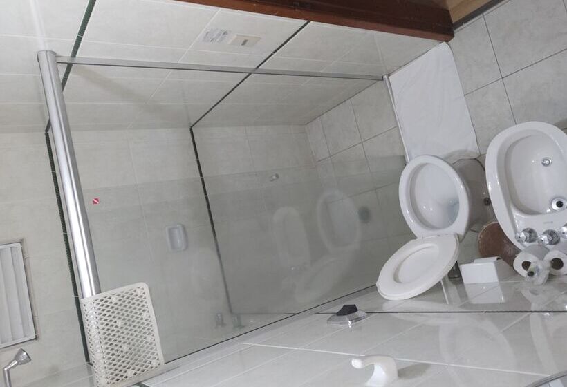 בית מלון כפרי Hara Palace