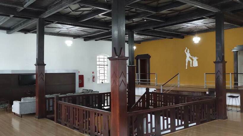 בית מלון כפרי Hara Palace