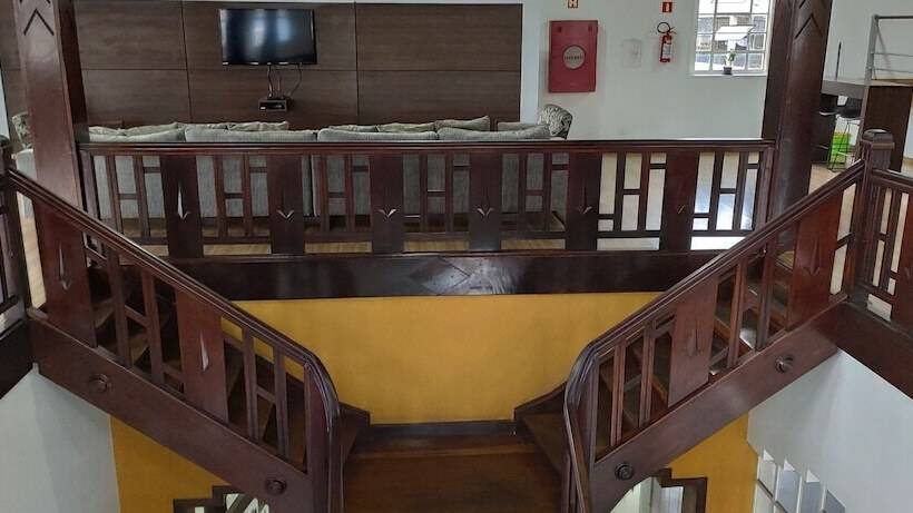 בית מלון כפרי Hara Palace