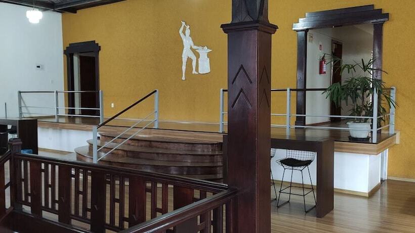 בית מלון כפרי Hara Palace