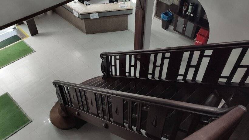 בית מלון כפרי Hara Palace