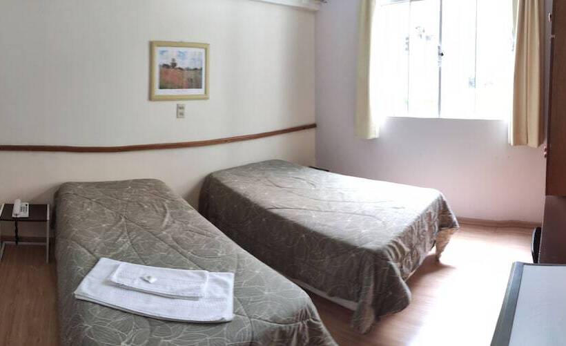 בית מלון כפרי Hara Palace