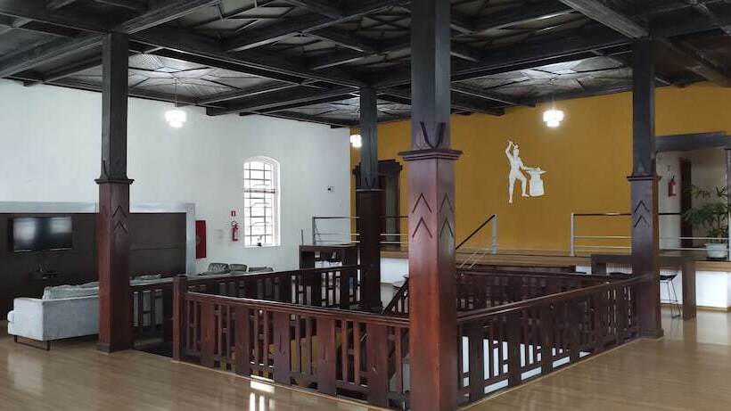 בית מלון כפרי Hara Palace