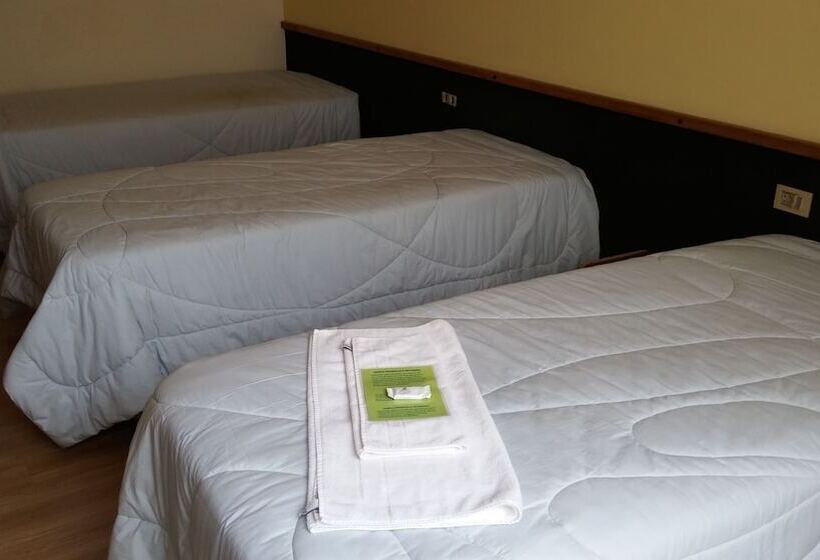 בית מלון כפרי Hara Palace