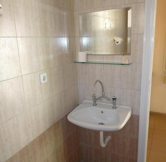 בית מלון כפרי Haris Apartments