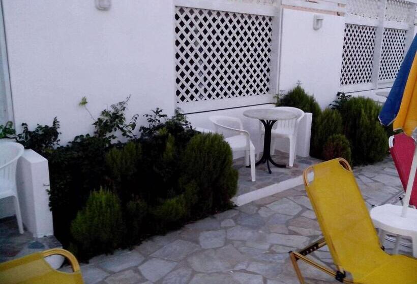 בית מלון כפרי Haris Apartments