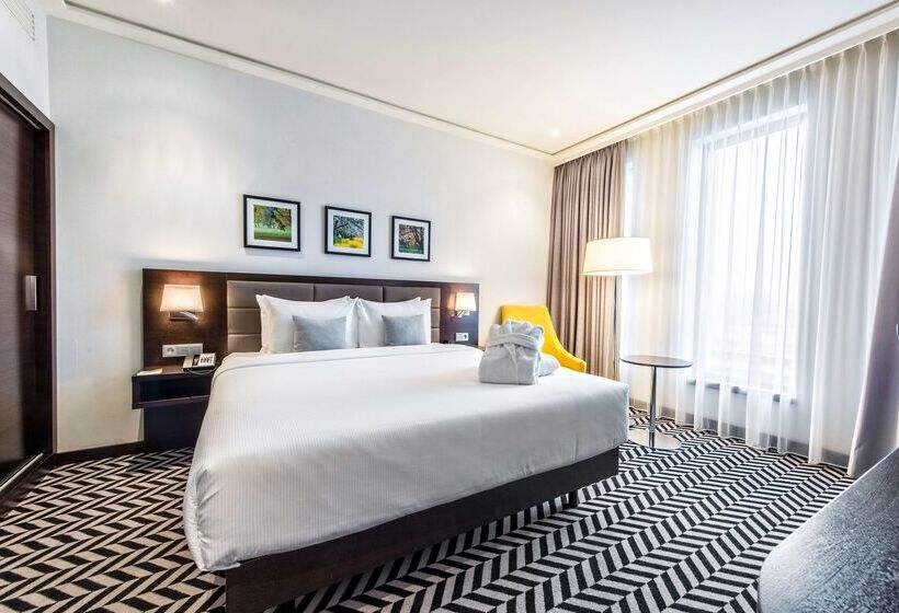 Отель Hilton Garden Inn Krakow Airport