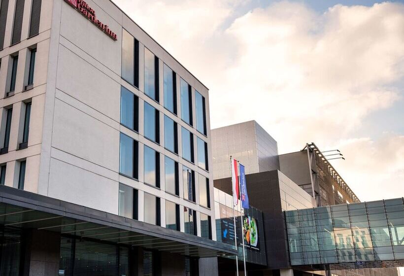 Отель Hilton Garden Inn Krakow Airport