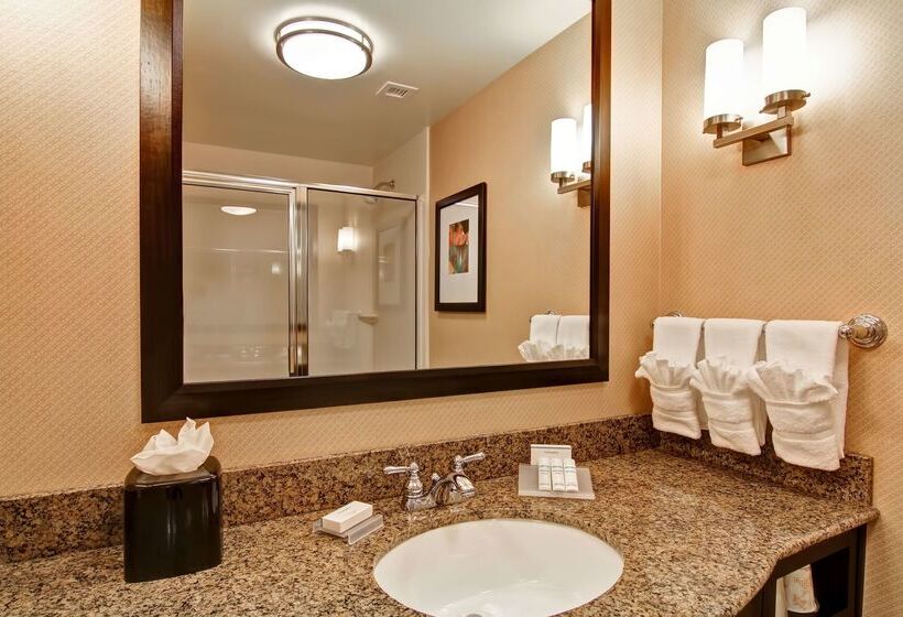 فندق Hilton Garden Inn Woodbridge