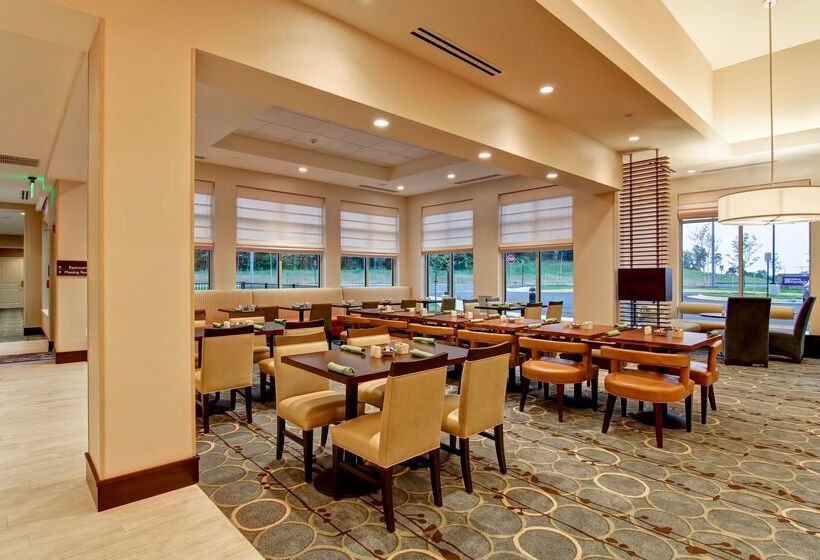 فندق Hilton Garden Inn Woodbridge