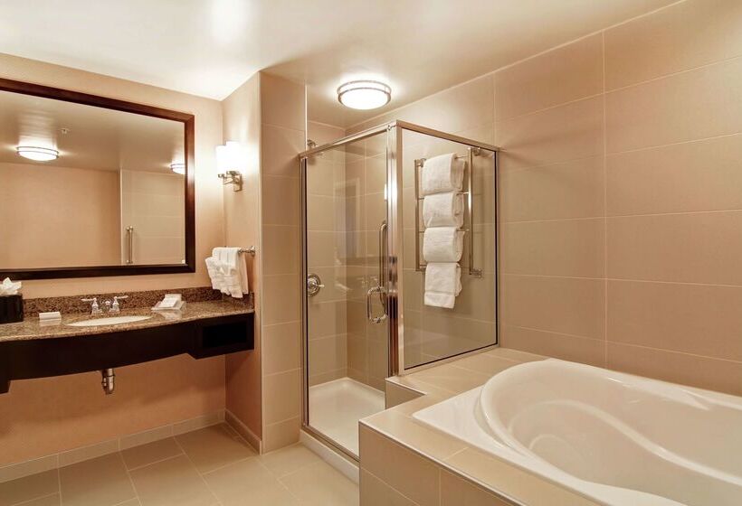 فندق Hilton Garden Inn Woodbridge