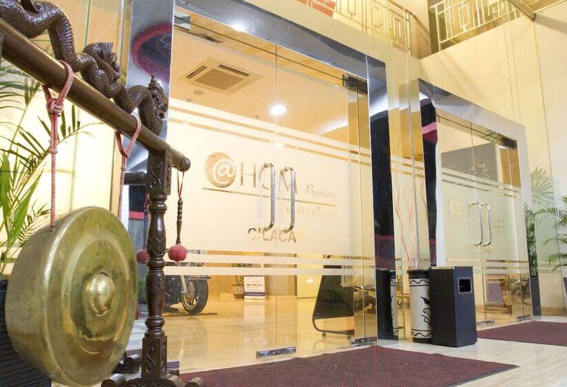 Отель @hom Premiere Cilacap