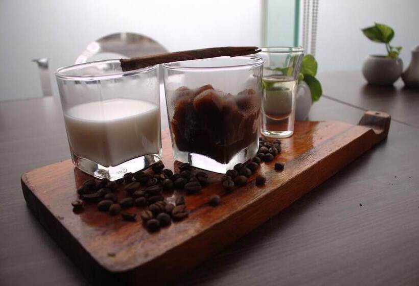 호텔 @hom Premiere Cilacap