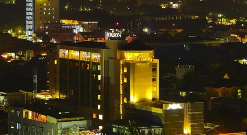 בית מלון כפרי Horison Samarinda