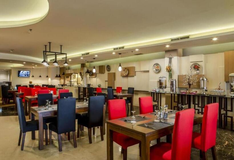 בית מלון כפרי Horison Samarinda