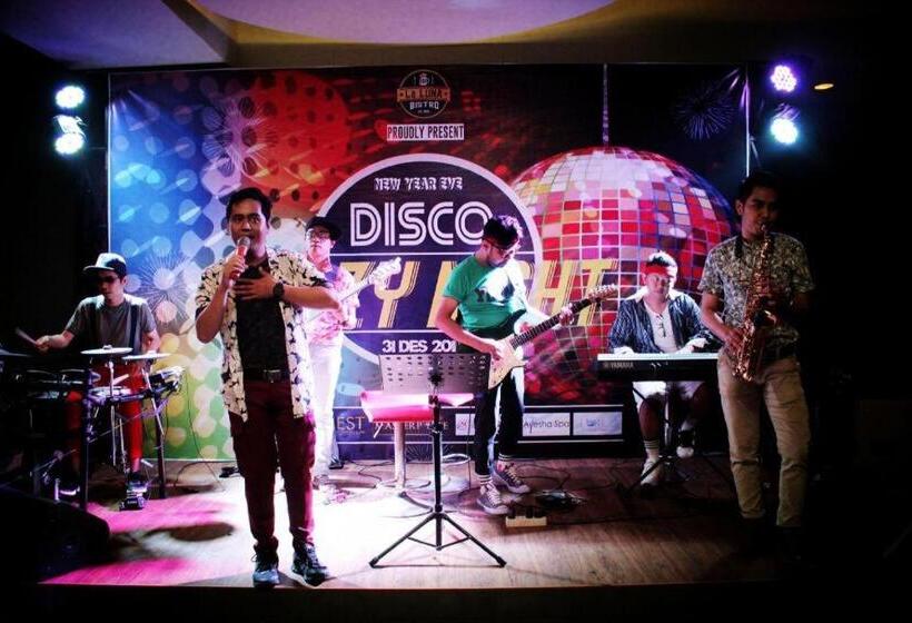 בית מלון כפרי Horison Samarinda