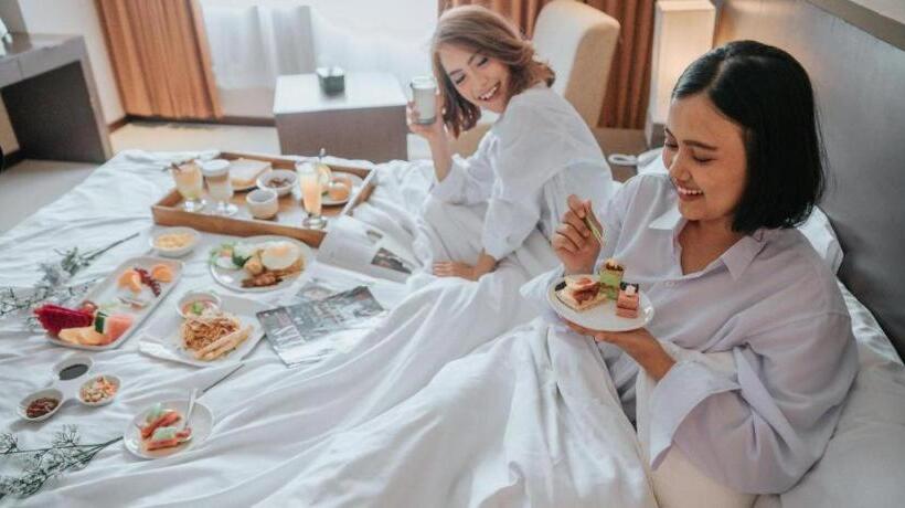 בית מלון כפרי Horison Samarinda