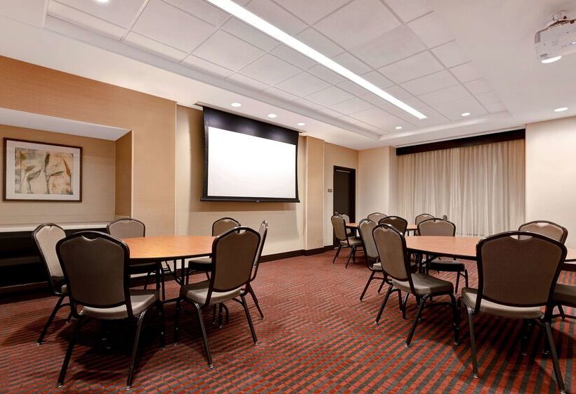 فندق Hyatt Place Bloomington / Normal