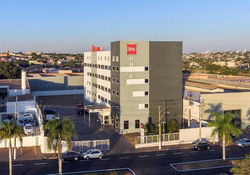 בית מלון כפרי Ibis Barretos