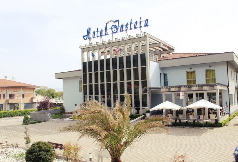 בית מלון כפרי Insteia