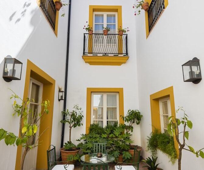 هتل Las Casas De El Arenal