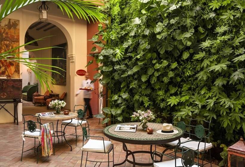 هتل Las Casas De El Arenal