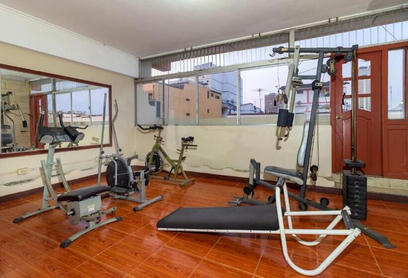 فندق Malecon Inn