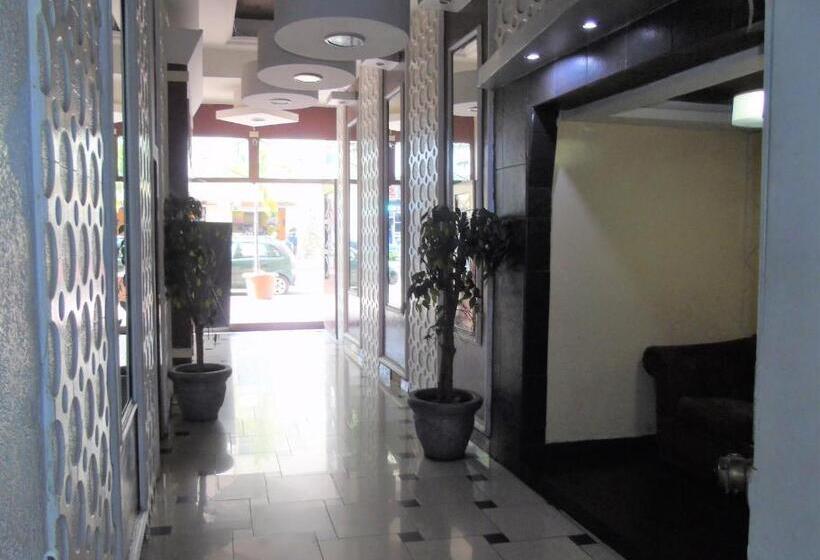 فندق Malecon Inn