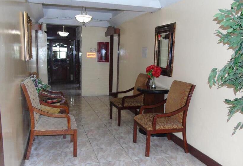 فندق Malecon Inn