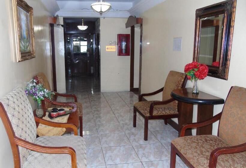 فندق Malecon Inn