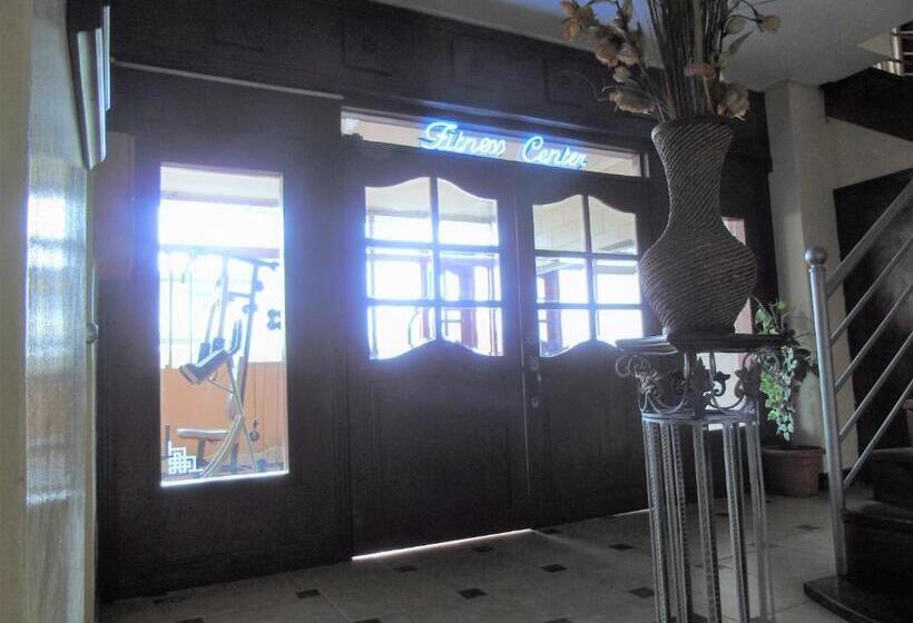 فندق Malecon Inn