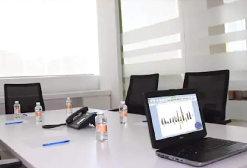 酒店 Memora Express