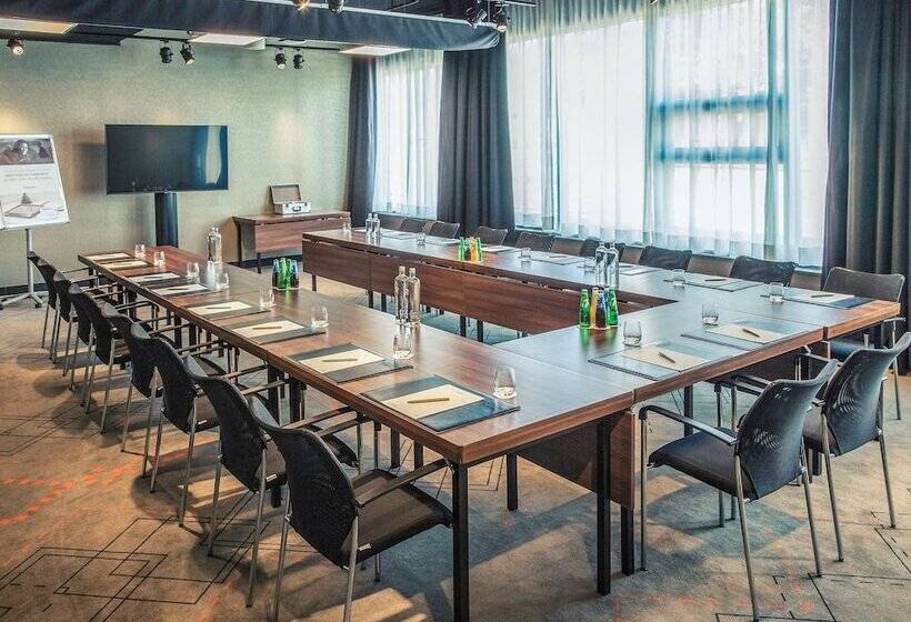 ホテル Mercure  Amsterdam Sloterdijk Station