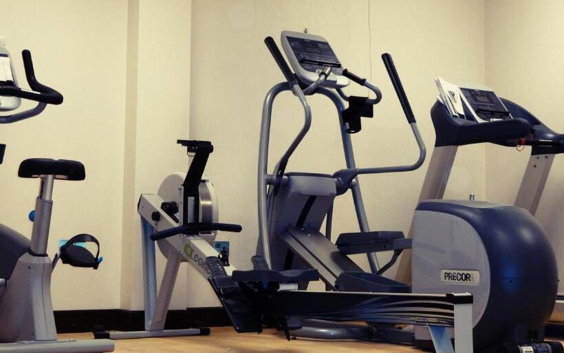 Отель Mercure Edinburgh Haymarket