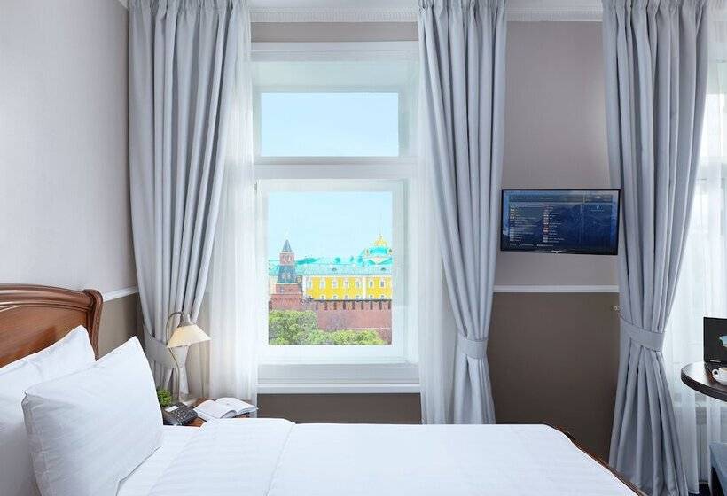 Mirros Hotel Moscow Kremlin