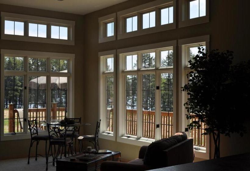 فندق Northernaire Resort