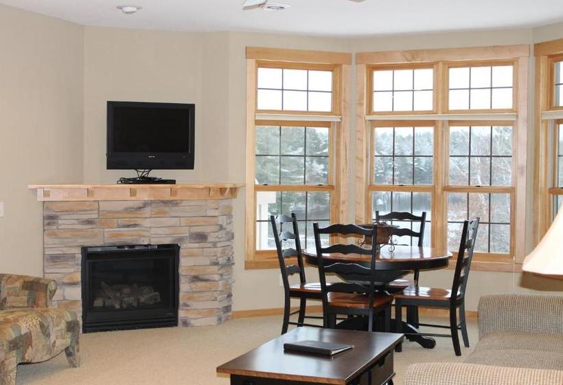 فندق Northernaire Resort