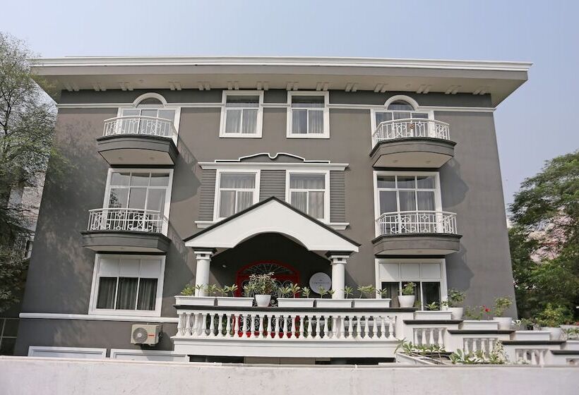 酒店 OYO Rooms Huda City Center