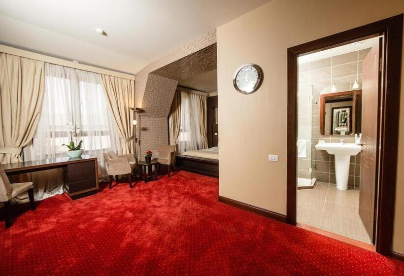 هتل Passage Boutique