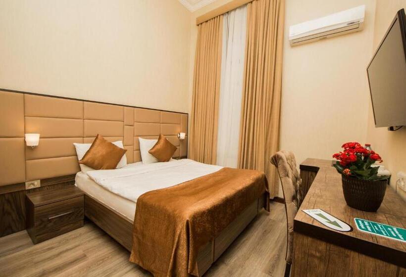 هتل Passage Boutique