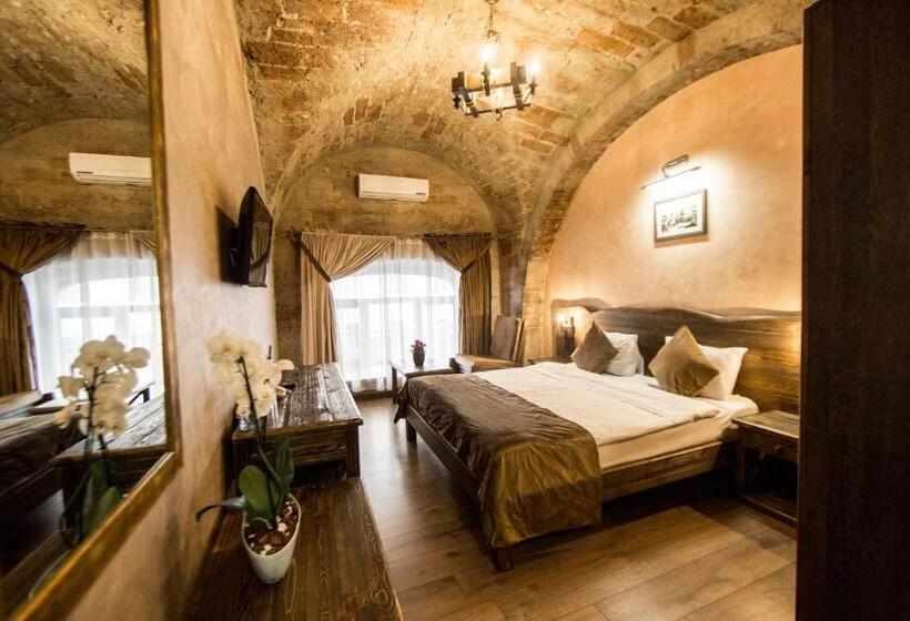 هتل Passage Boutique