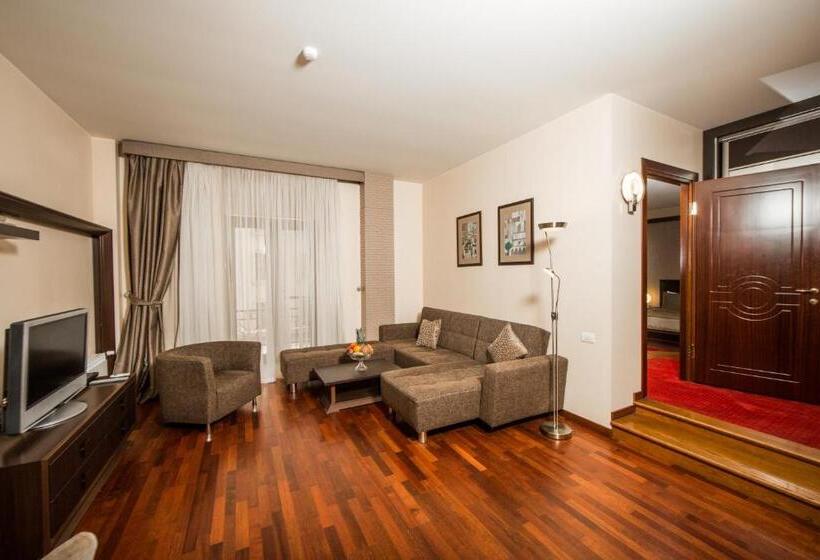 هتل Passage Boutique