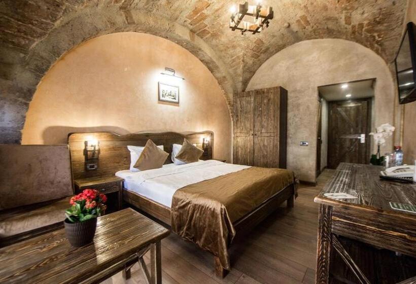 هتل Passage Boutique