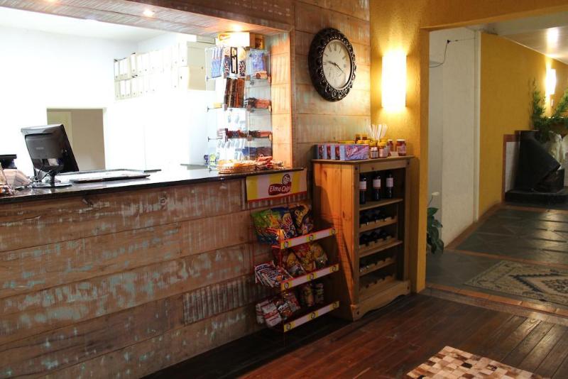 Отель Pousada Do Anhangava