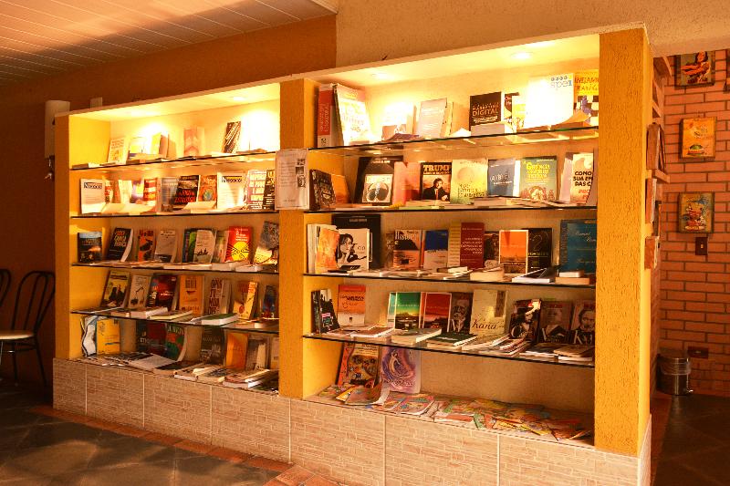 Отель Pousada Do Anhangava