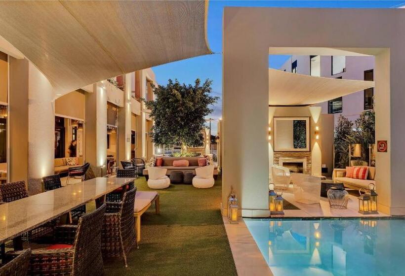 Protea Hotel Fire & Ice! By Marriott Pretoria Menlyn