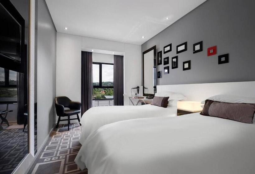 Protea Hotel Fire & Ice! By Marriott Pretoria Menlyn